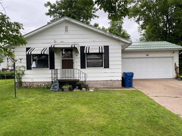 27 Park Street, Barron, WI 54812