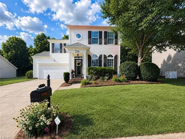 256 Brooks Landing Drive , Winston-Salem, NC 27106