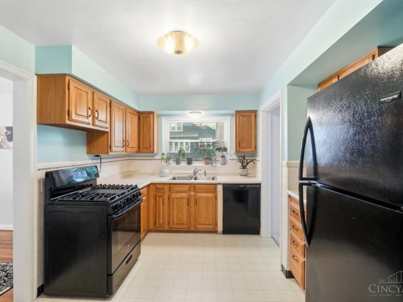 1518 Maple Avenue, Wyoming, OH 45215 Photo 18