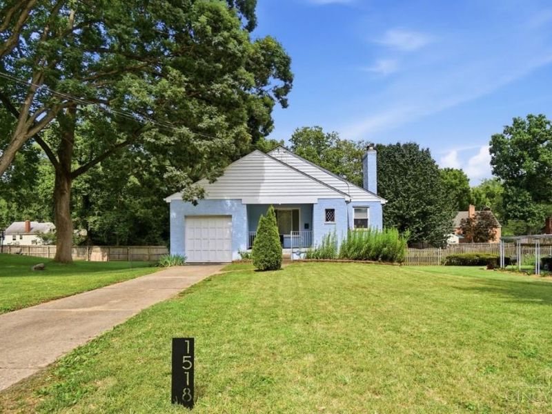 1518 Maple Avenue, Wyoming, OH 45215 Photo 2