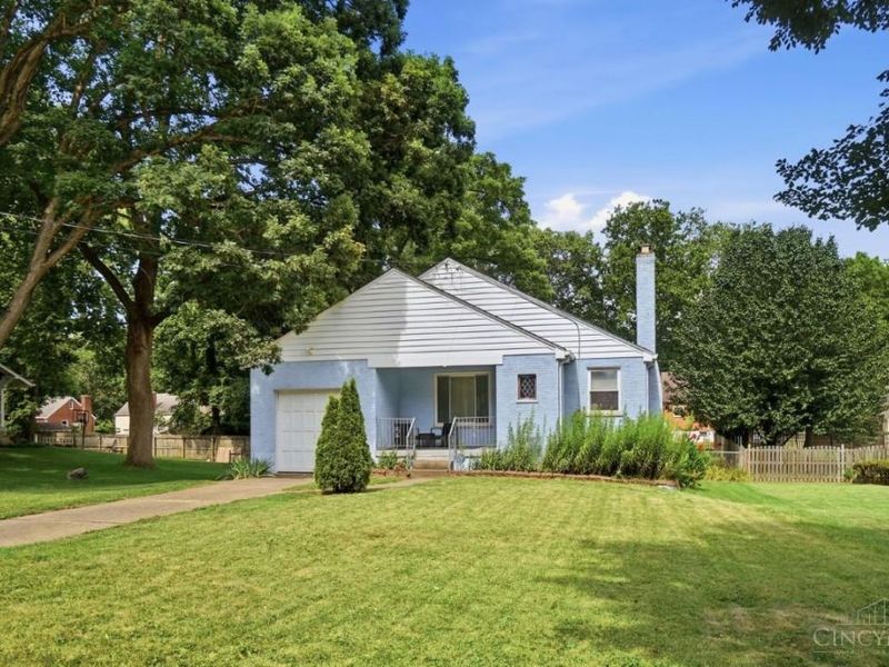 1518 Maple Avenue, Wyoming, OH 45215 Photo 3