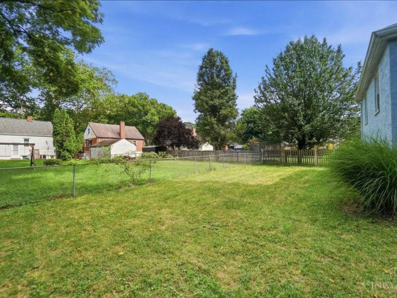 1518 Maple Avenue, Wyoming, OH 45215 Photo 49