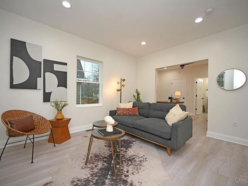 5748 Bramble Avenue, Cincinnati, OH 45227 Photo 6