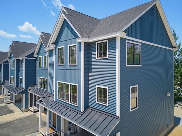 21 Upper Ladd Hill Road, Unit A, Meredith, NH 03253