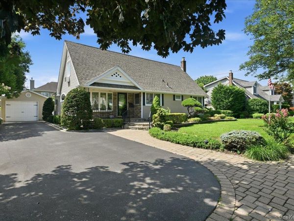 672 Westbury Avenue, Westbury, NY 11590