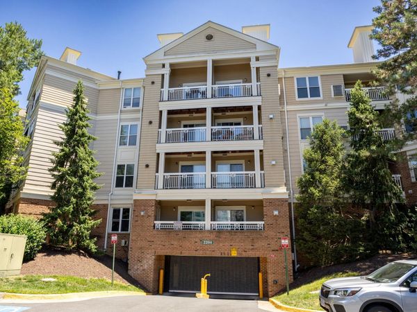 2204 WESTCOURT LANE, Unit 121, HERNDON, VA 20170