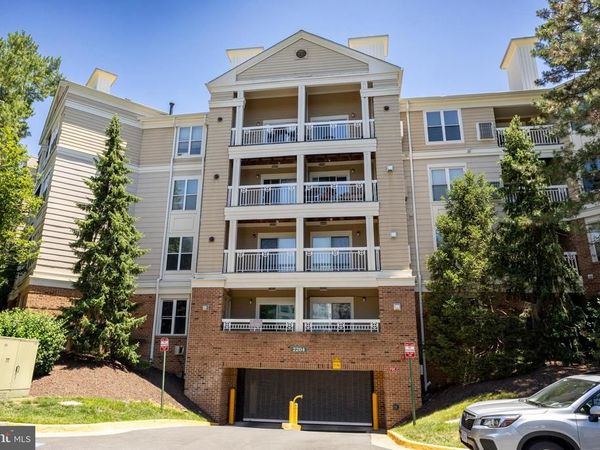 2204 WESTCOURT LANE, Unit 121, HERNDON, VA 20170