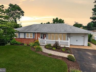 3129 SYCAMORE LANE, NORRISTOWN, PA 19401