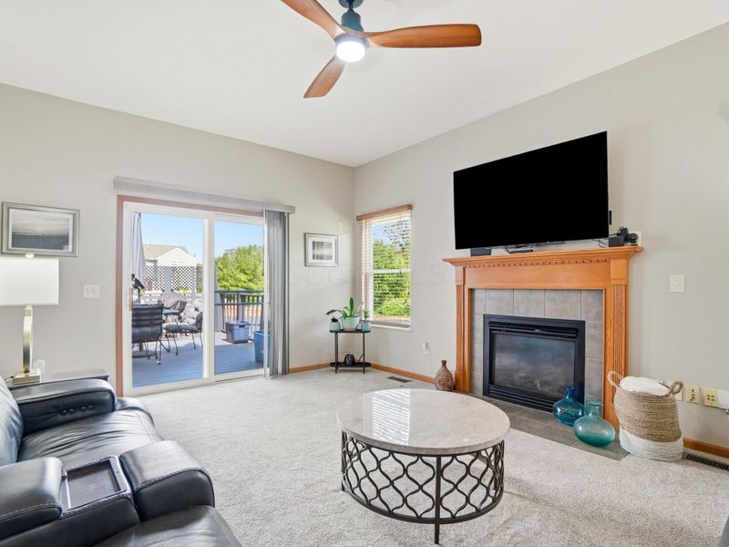 8662 Brenstuhl Park Drive, Blacklick, OH 43004 Photo 14