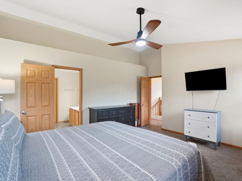 8662 Brenstuhl Park Drive, Blacklick, OH 43004 Photo 18