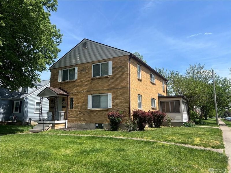 1922 Shroyer Road, Oakwood, OH 45419 Photo 2