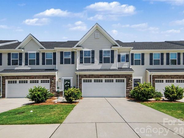 10434 Dalton Woods Court NW, Huntersville, NC 28078
