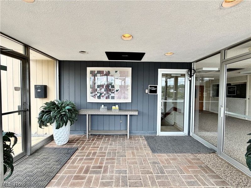 2900 Elm Road NE, Warren, OH 44483 Photo 8