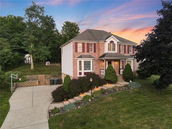 113 Autumn Hill Drive, Cranberry Twp, PA 16066
