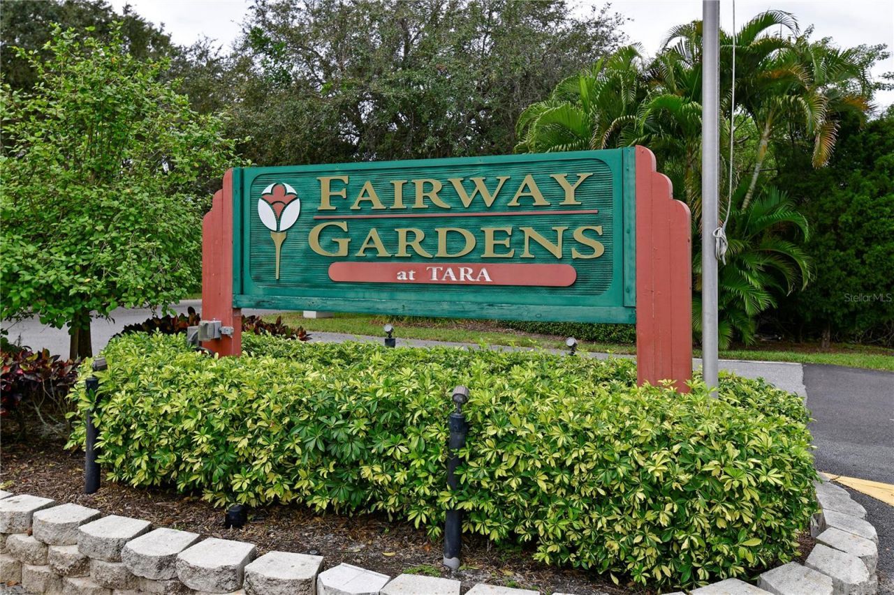 6589 Fairway Gardens Drive, Unit 202, Bradenton, FL 34203 Photo