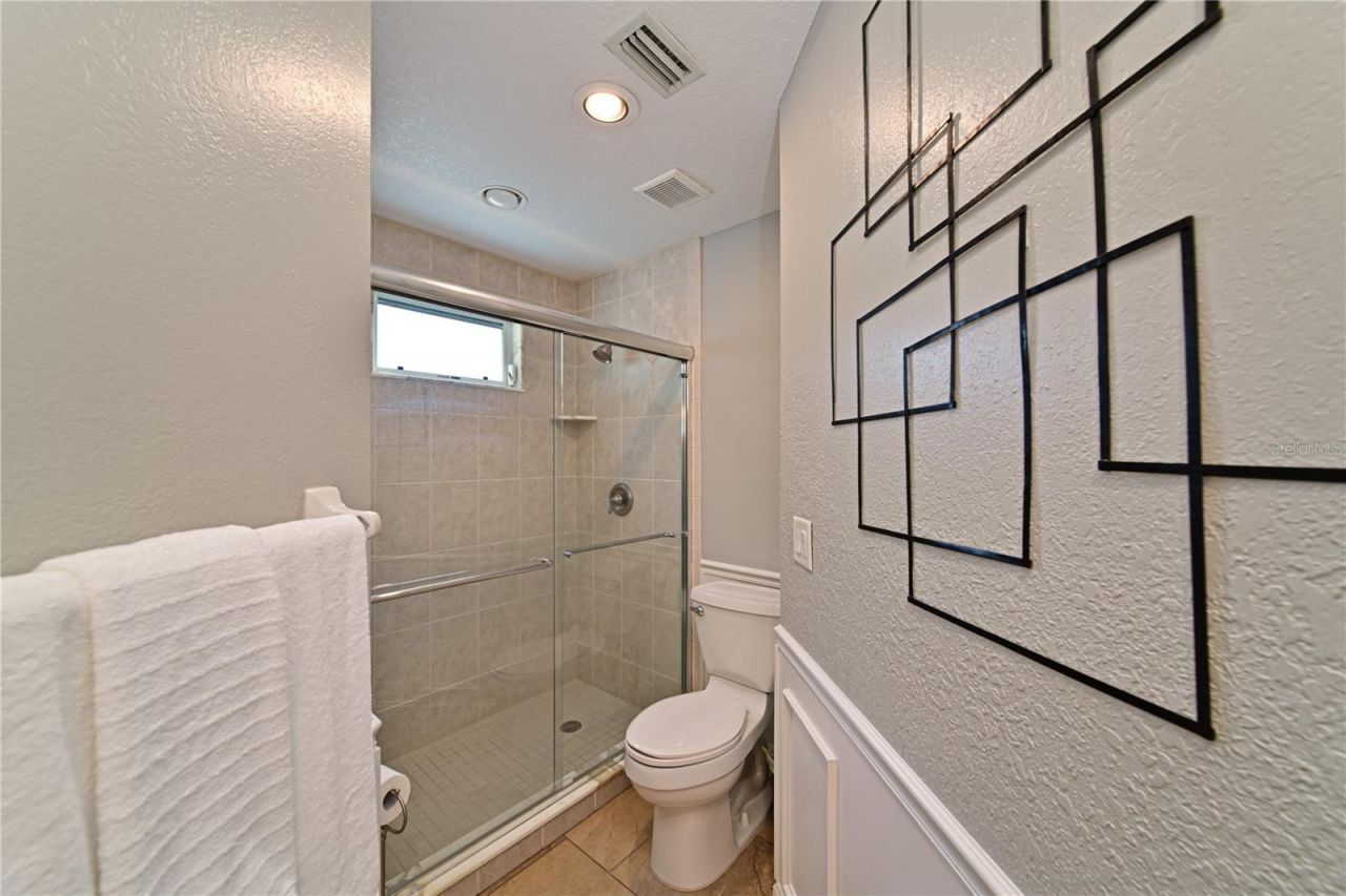 6589 Fairway Gardens Drive, Unit 202, Bradenton, FL 34203 Photo
