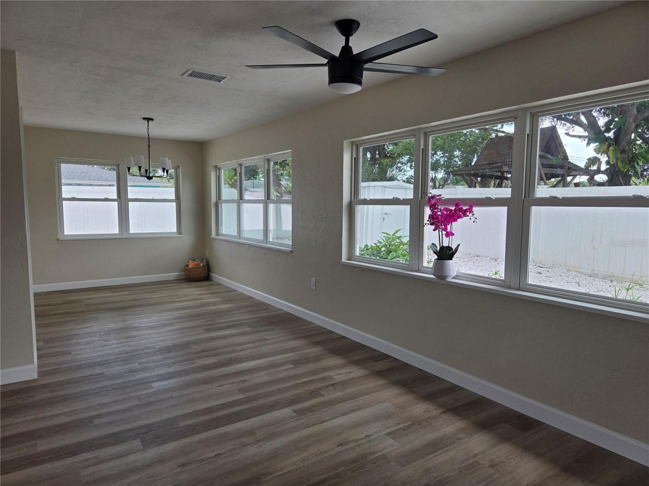 3066 66th Way N, Saint Petersburg, FL 33710 Photo