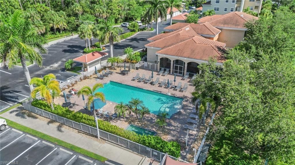 4450 Botanical Place Cir, Unit 6, Naples, FL 34112 Photo
