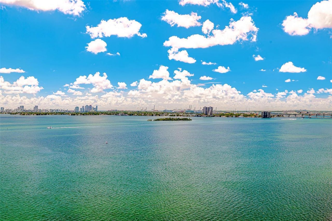 600 NE 36th St, Unit 2018, Miami, FL 33137 Photo