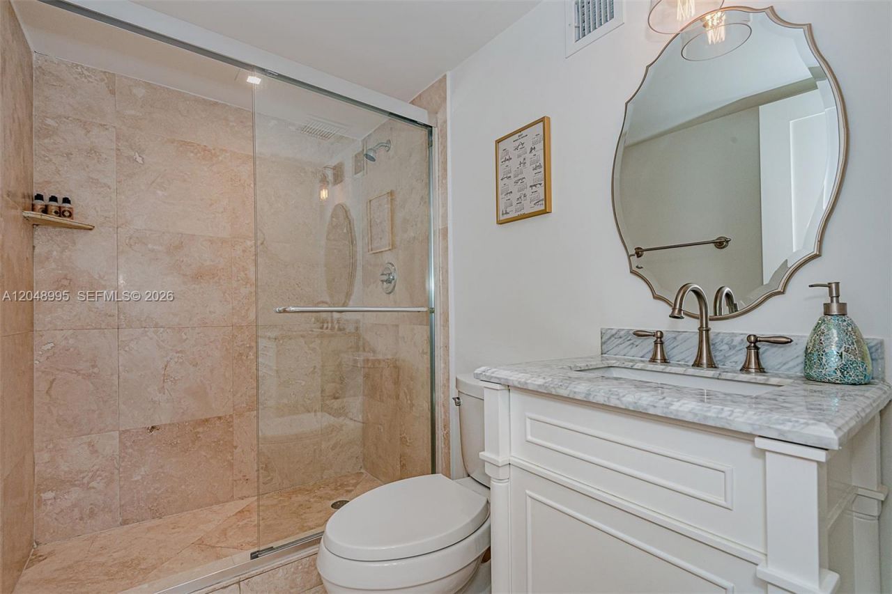 600 NE 36th St, Unit 2018, Miami, FL 33137 Photo