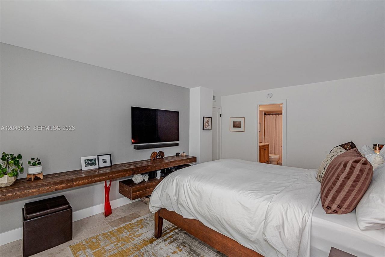 600 NE 36th St, Unit 2018, Miami, FL 33137 Photo