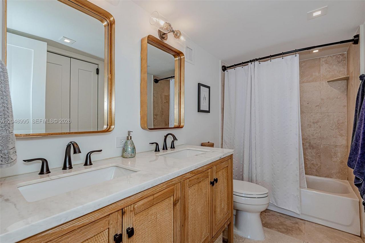 600 NE 36th St, Unit 2018, Miami, FL 33137 Photo