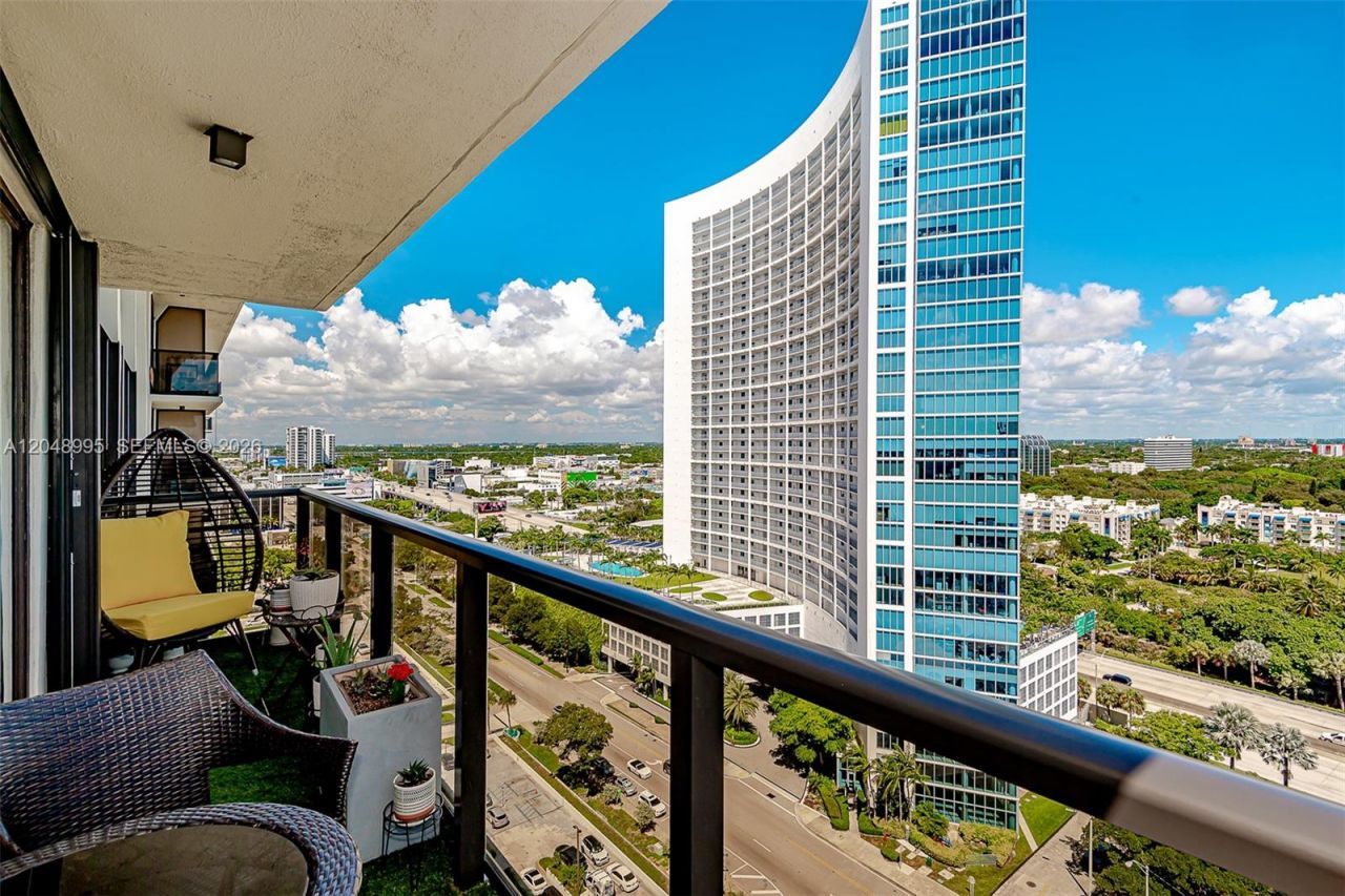 600 NE 36th St, Unit 2018, Miami, FL 33137 Photo
