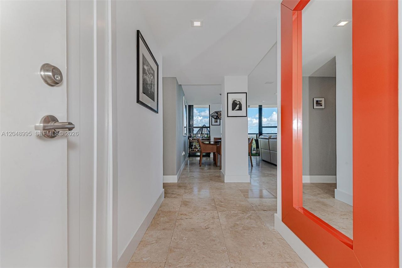 600 NE 36th St, Unit 2018, Miami, FL 33137 Photo