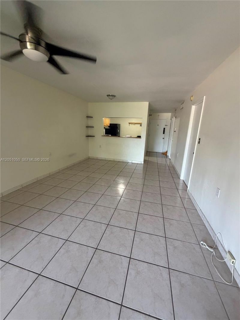 11213 SW 88th St , Unit B211, Miami, FL 33176 Photo