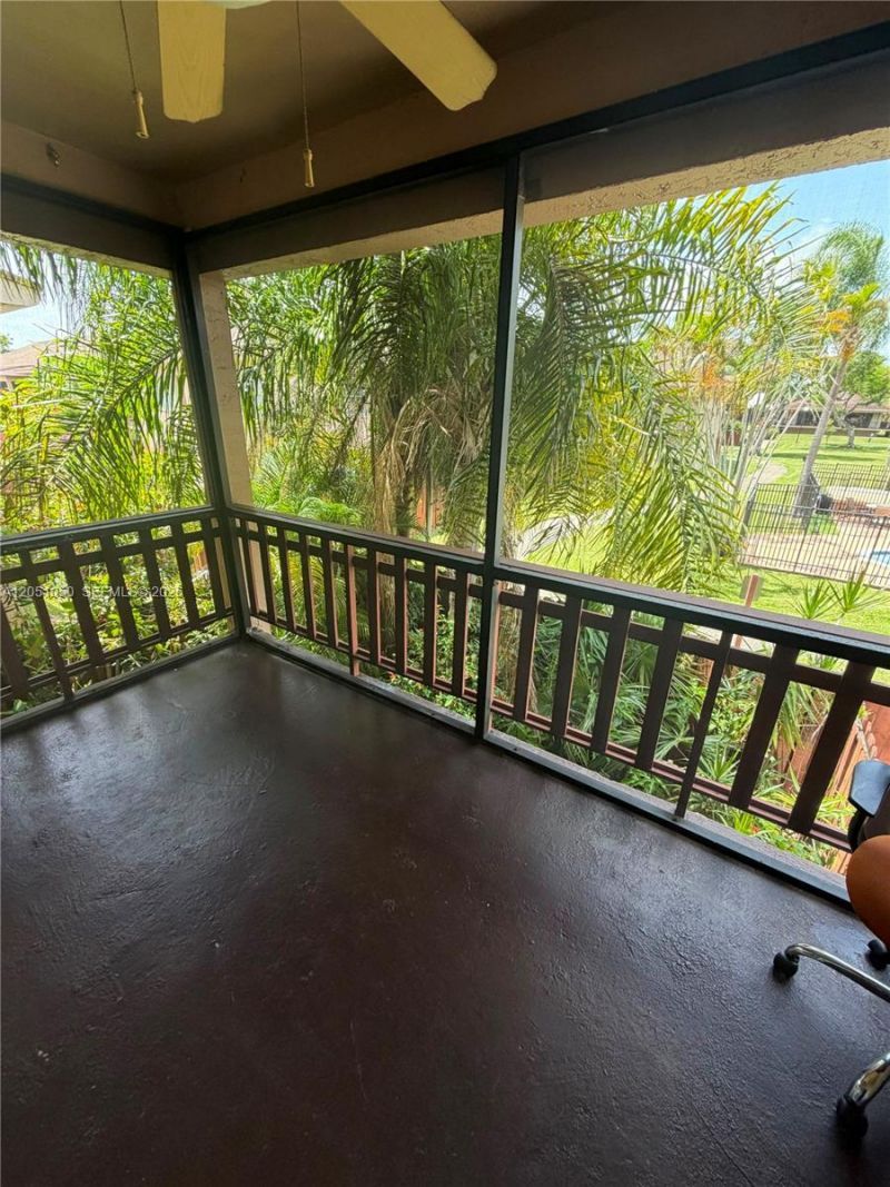 11213 SW 88th St , Unit B211, Miami, FL 33176 Photo