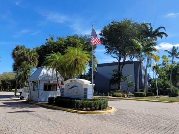 9373 Fontainebleau Blvd , Unit K234, Miami, FL 33172