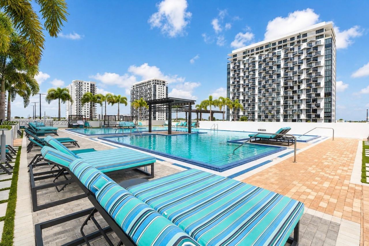 5350 NW 84th Ave , Unit 1412, Doral, FL 33166 Photo