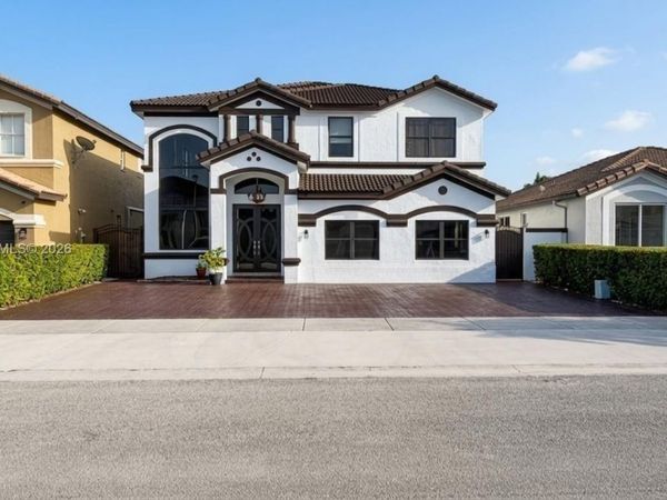 15350 SW 11 ST , Miami, FL 33178