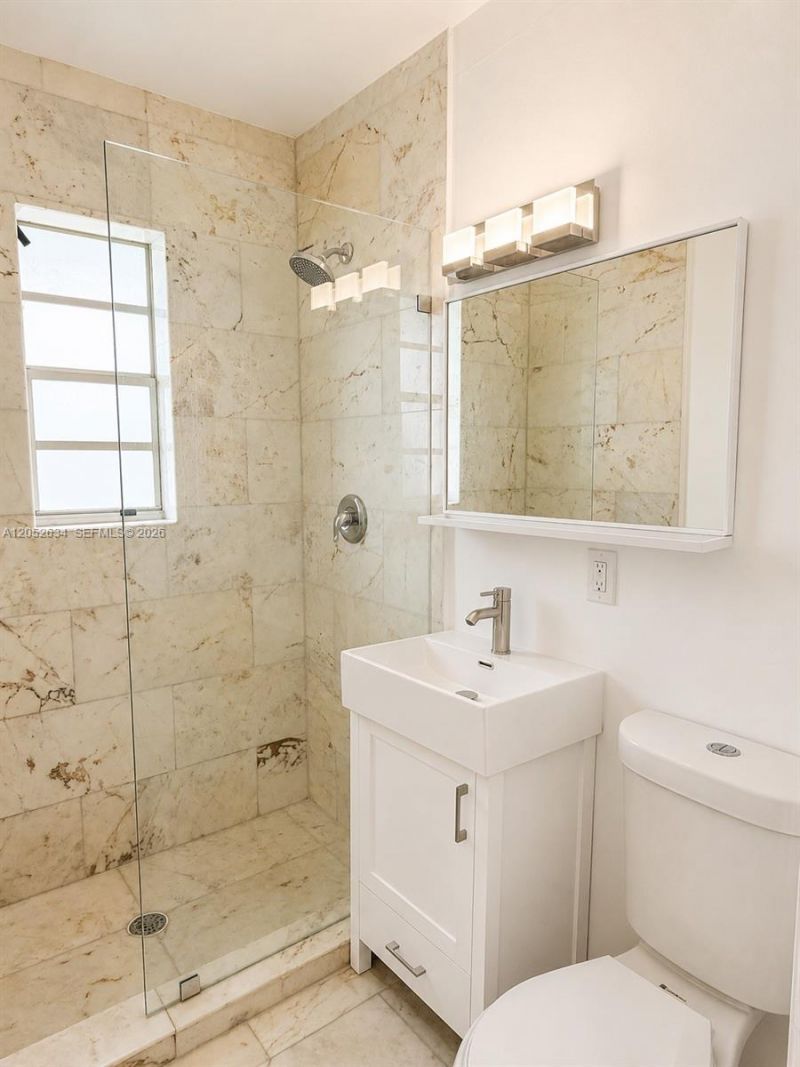 1526 Pennsylvania Ave , Unit 18, Miami Beach, FL 33139 Photo