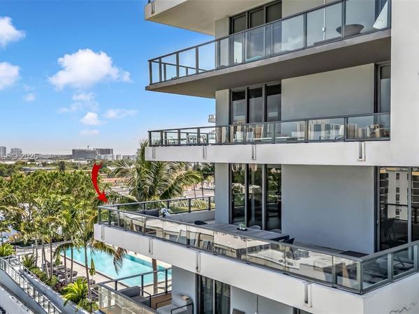 2960 NE 207th St , Unit 811, Aventura, FL 33180
