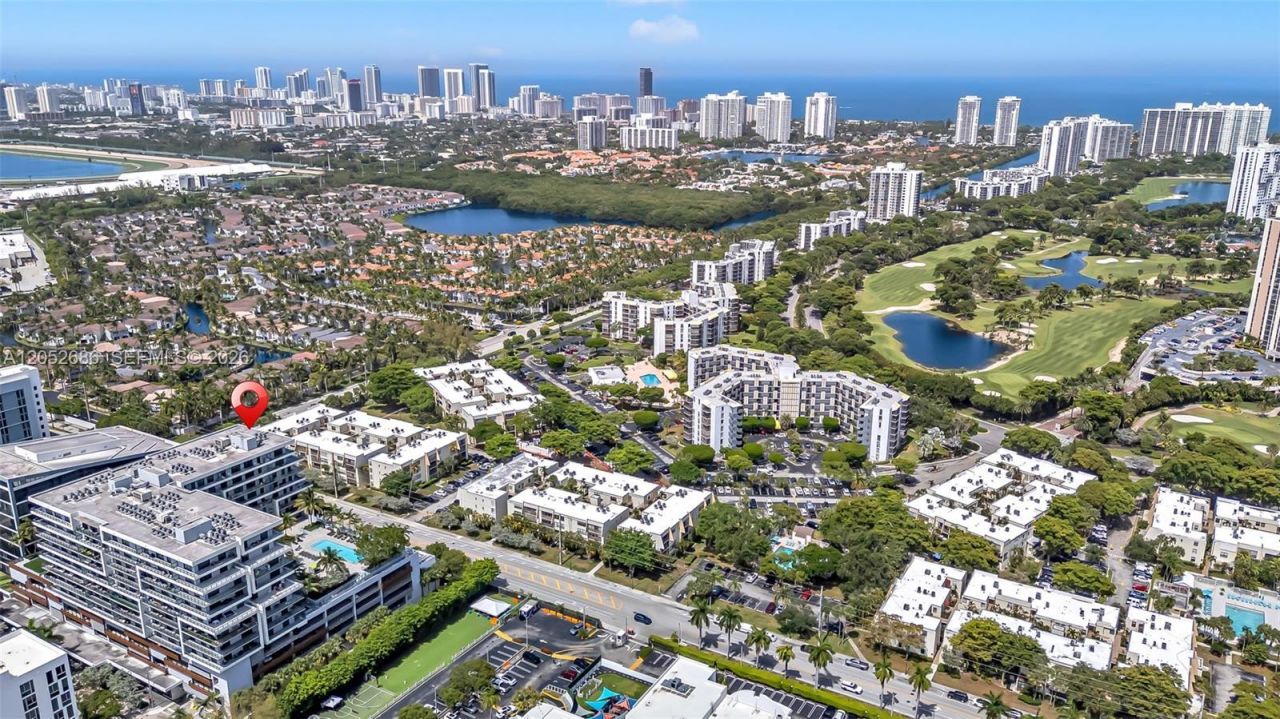 2960 NE 207th St , Unit 811, Aventura, FL 33180 Photo