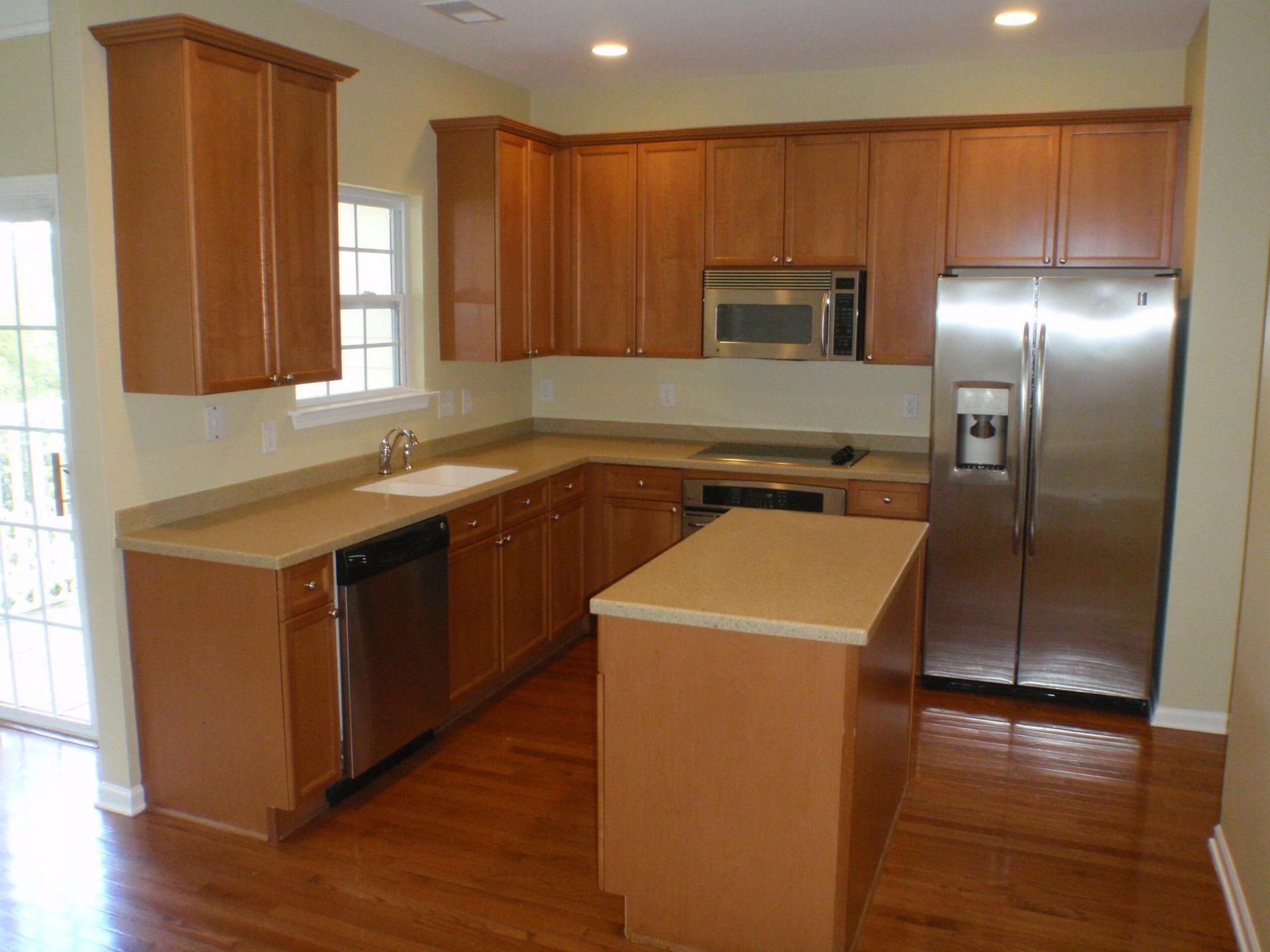 3460 Claremont Street Photo 7