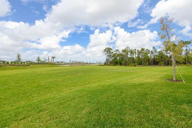 10307 NW Dreamweaver Road, Port Saint Lucie, FL 34987 Photo