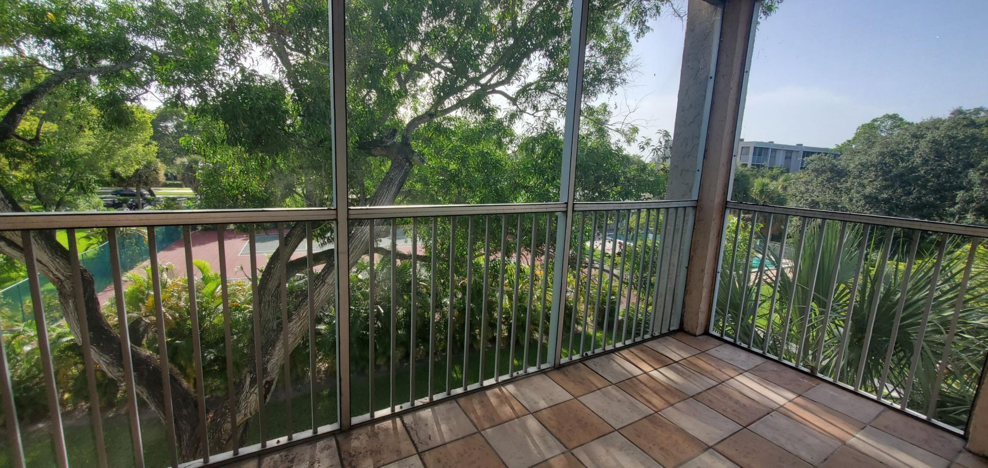 1100 NW 87th Avenue, Unit 408, Coral Springs, FL 33071 Photo