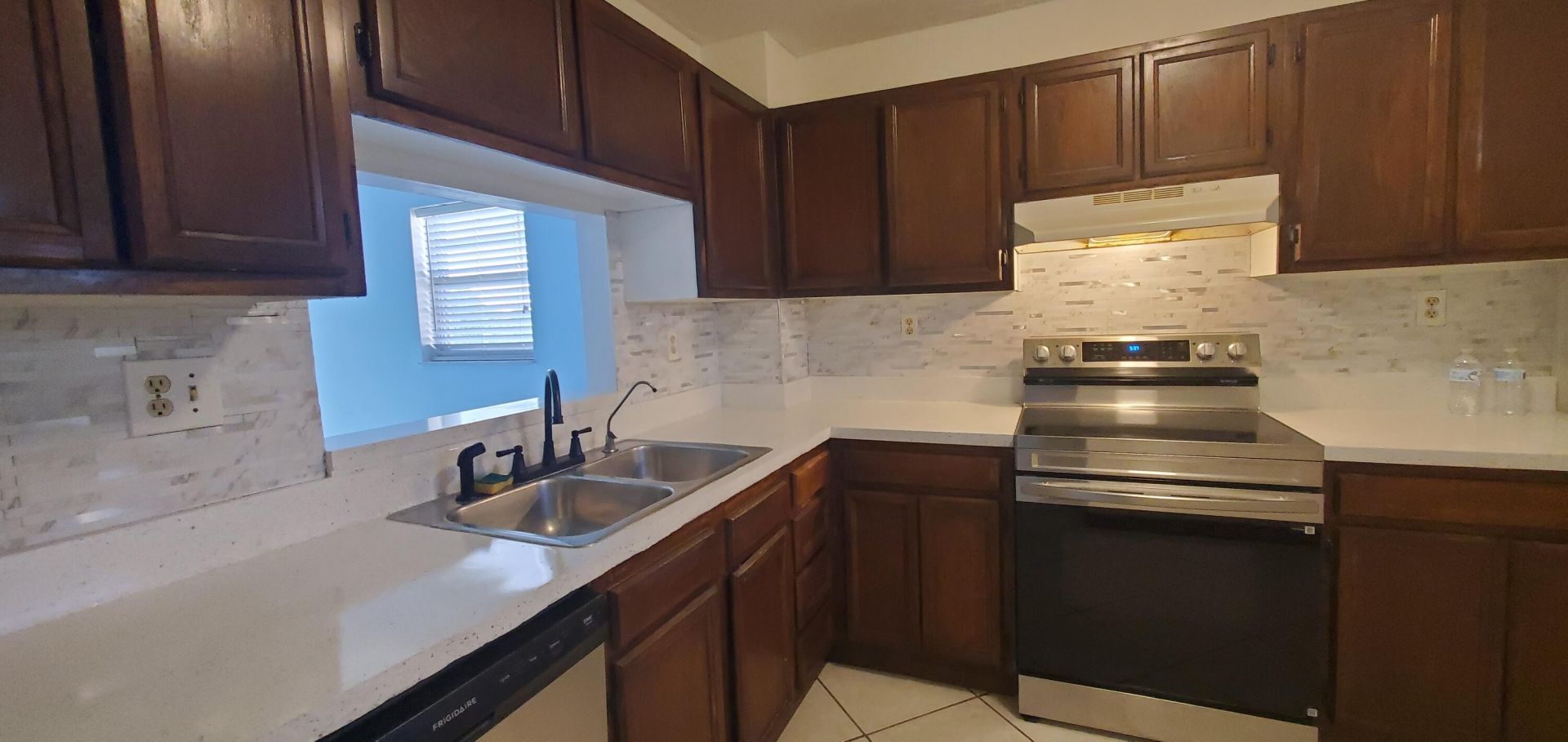 1100 NW 87th Avenue, Unit 408, Coral Springs, FL 33071 Photo