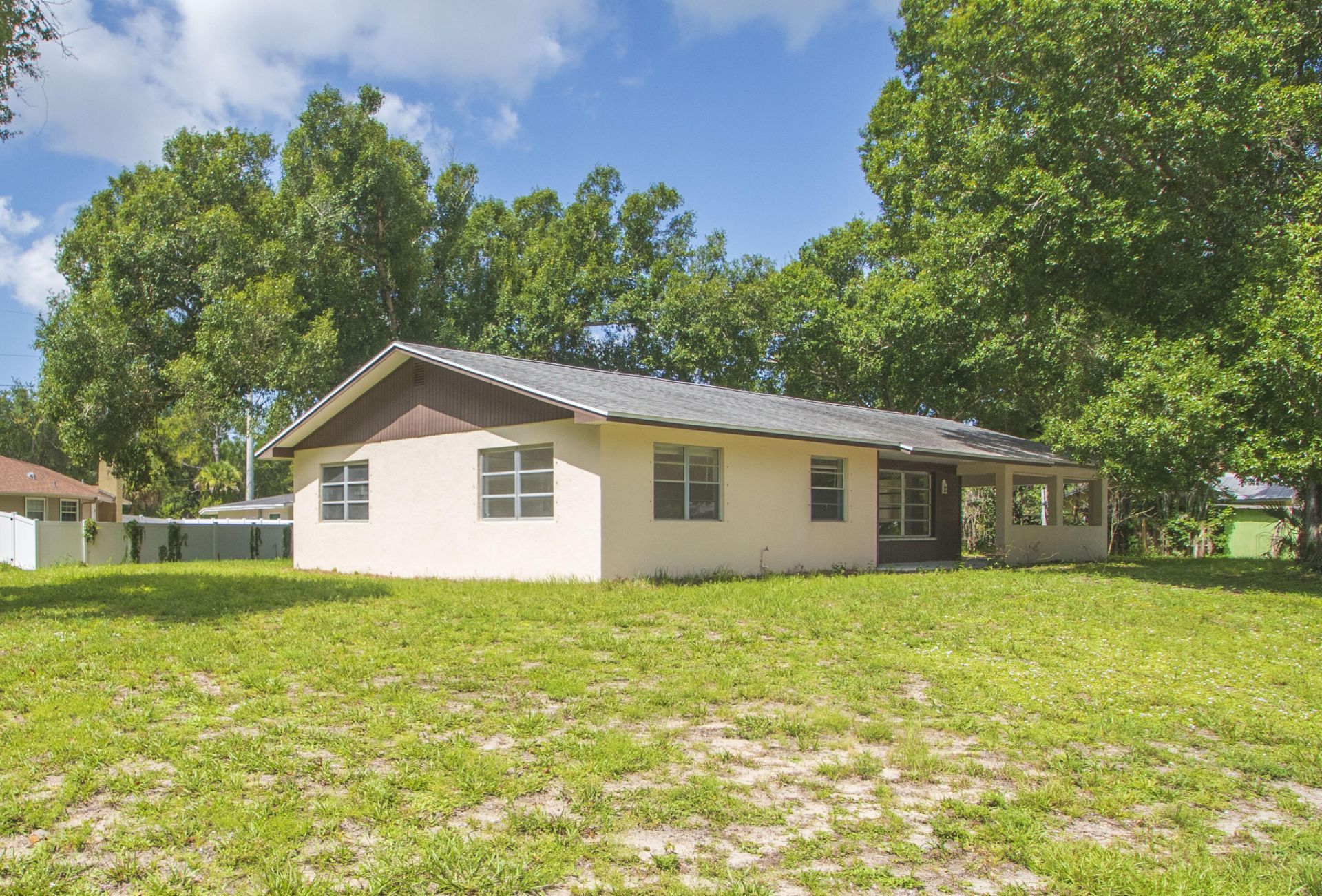 5605 38th Street, Vero Beach, FL 32966 Photo