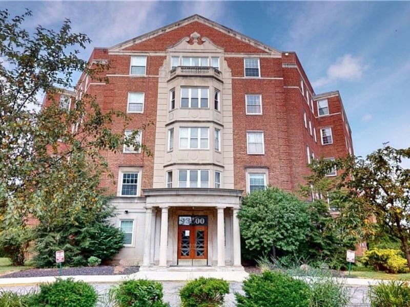 13800 Fairhill Road, Unit 111, Shaker Heights, OH 44120 Photo 1
