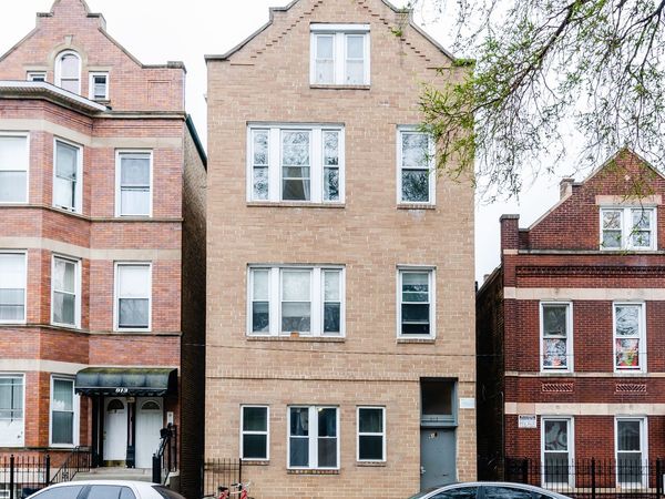 915 W 32nd Street, Unit 1F, Chicago, IL 60608