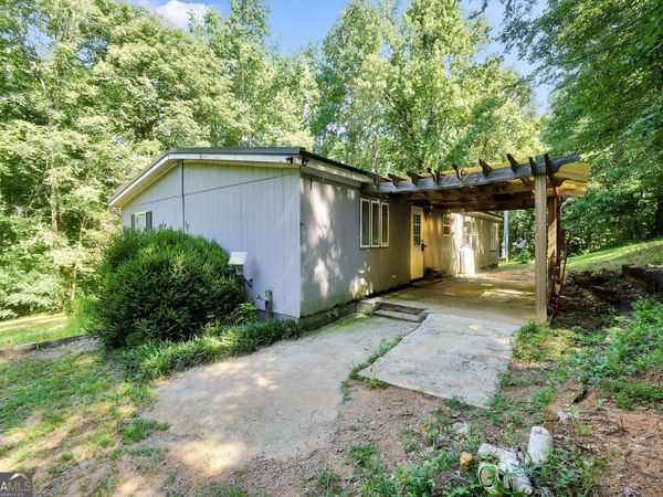185 Oak Hill Drive, Forsyth, GA 31029