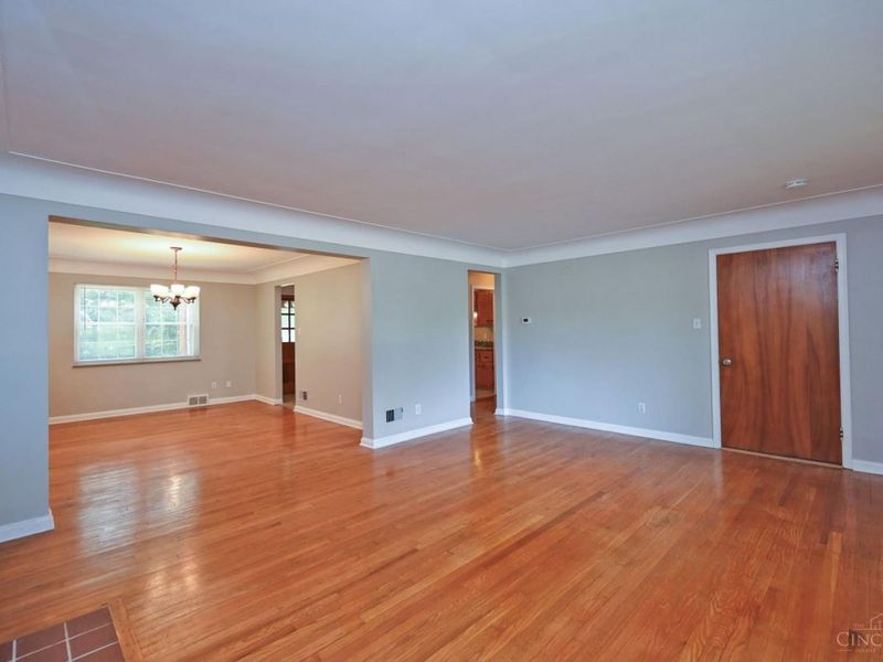 5275 Cleves Warsaw Pike, Delhi Twp, OH 45238 Photo 11