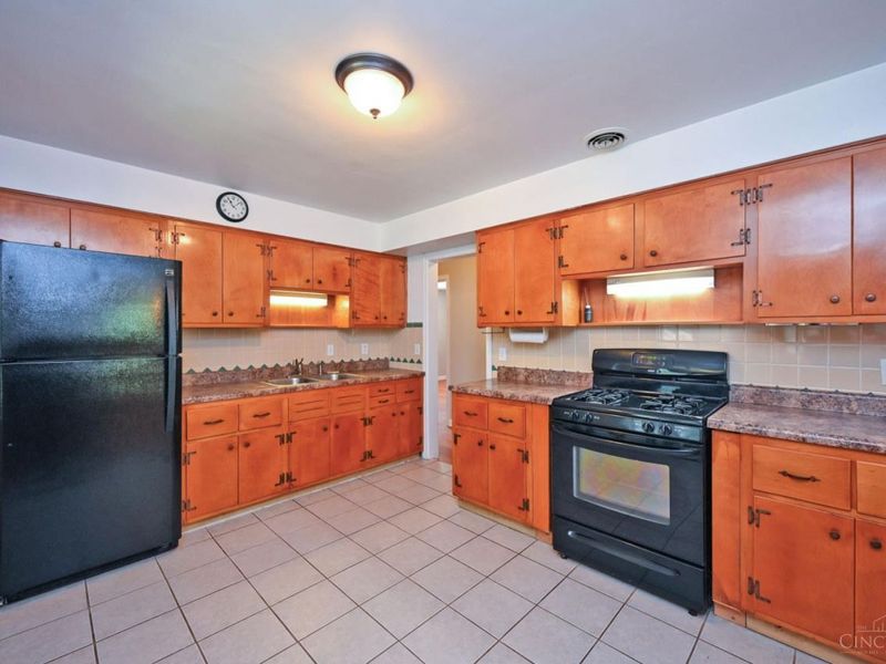 5275 Cleves Warsaw Pike, Delhi Twp, OH 45238 Photo 16
