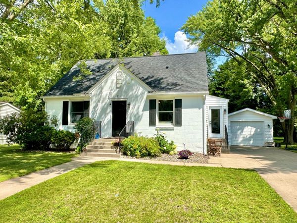 351 E Hughes Street, New Richmond, WI 54017