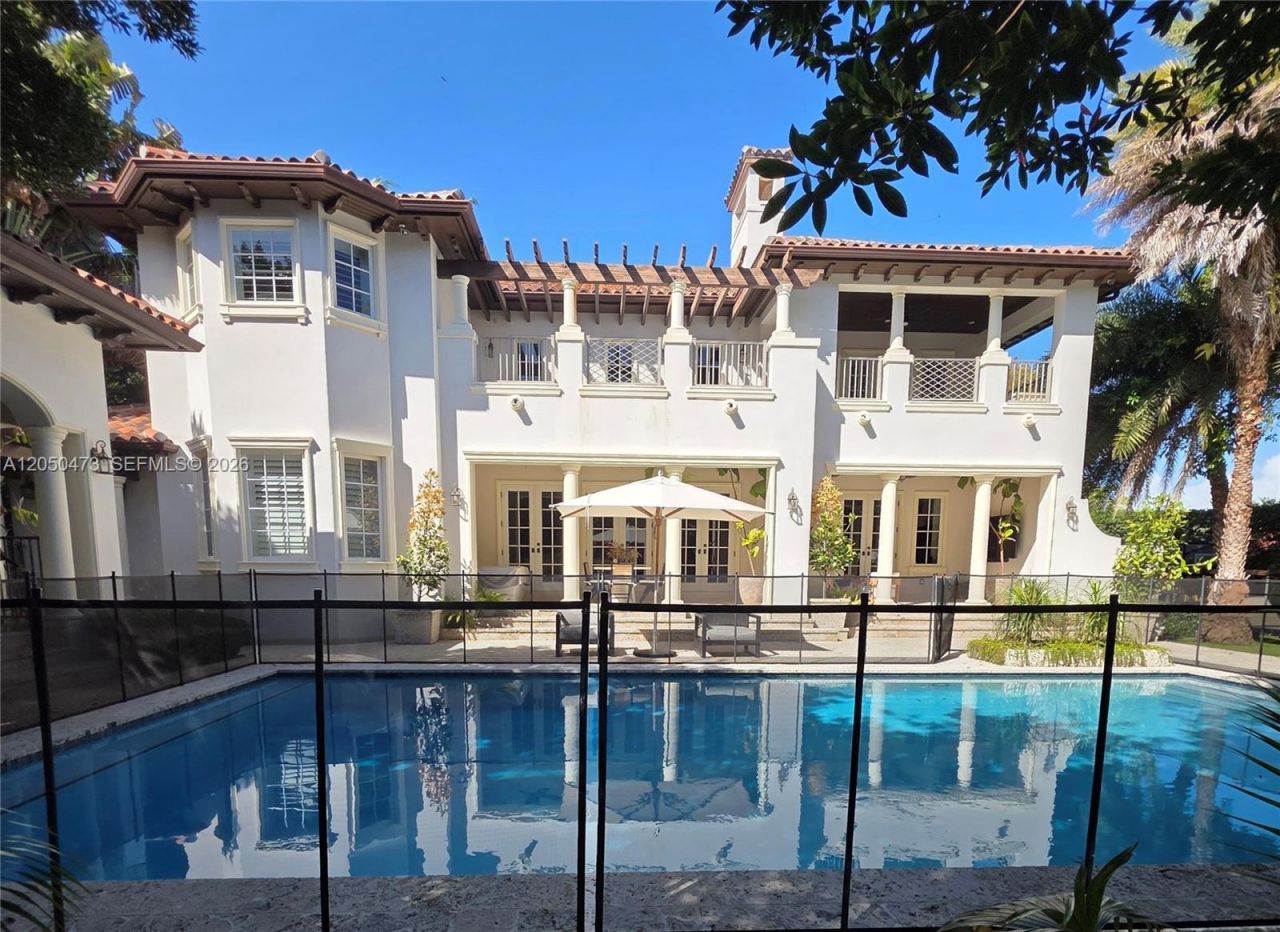 277 Marinero Ct , Coral Gables, FL 33143 Photo