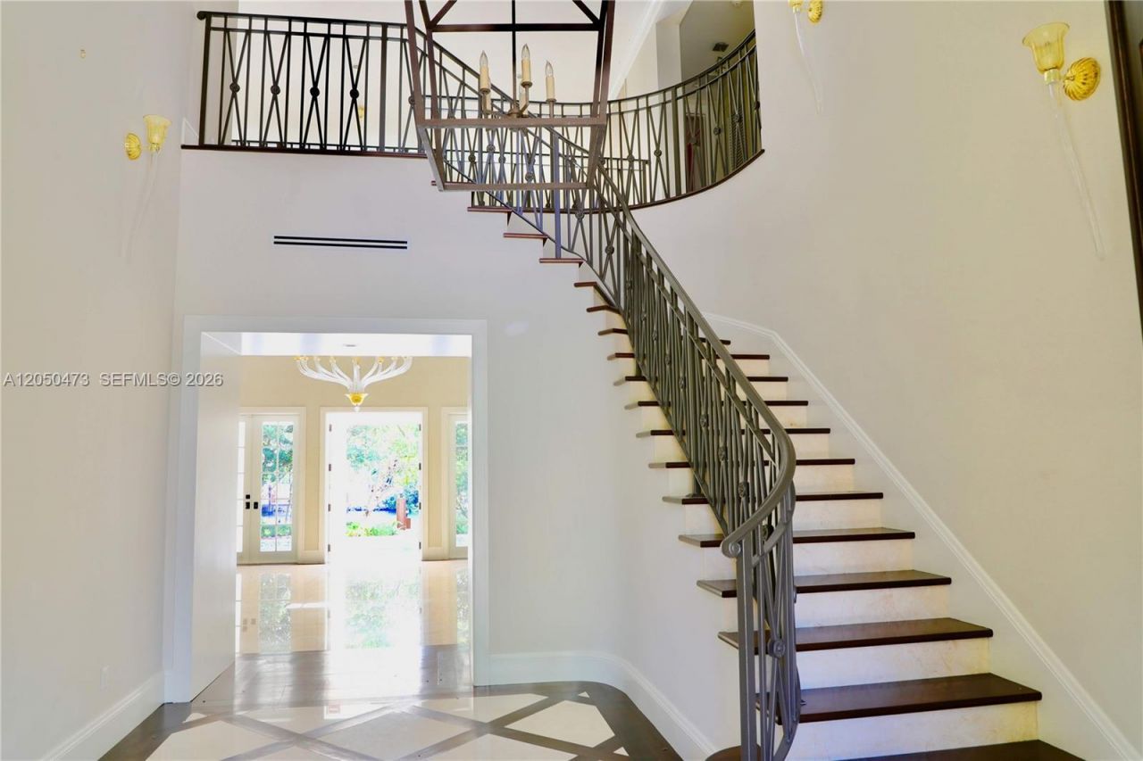 277 Marinero Ct , Coral Gables, FL 33143 Photo