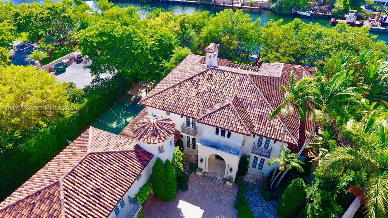277 Marinero Ct , Coral Gables, FL 33143 Photo